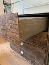 Laden Sie das Bild in den Galerie-Viewer, Dreieck Design Kommode Fusion Wood Sale Sauerland Olpe Möbel Zeppenfeld (2)
