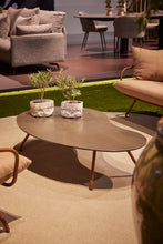 Laden Sie das Bild in den Galerie-Viewer, Mobliberica Musola Outdoorlounge Nansa Gartenmöbel Gartensofa mit Sesseln und Couchtisch Abverkauf Schnäppchen Möbel Zeppenfeld Olpe Designmöbel Sauerland
