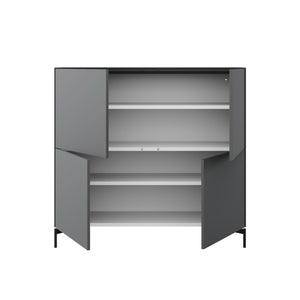 Innenansicht des Highboards 2041200 – großzügiger Stauraum hinter vier Türen