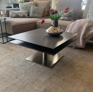 Ronald Schmitt Couchtisch EVITA H509 drehbar mit Keramikplatten grau und Bodenplatte
