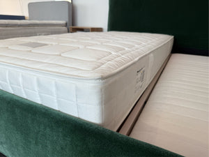 Seitenansicht der Superba Super Luxe Soft Matratze 90x200 cm – ergonomischer 7-Zonen-Kern, Naturpolster und atmungsaktiver Drell-Bezug