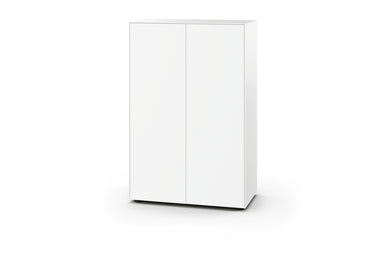 Hochformatiges Sideboard von Piure in Weiß als eleganter Stauraum im Eingangsbereich 2041200